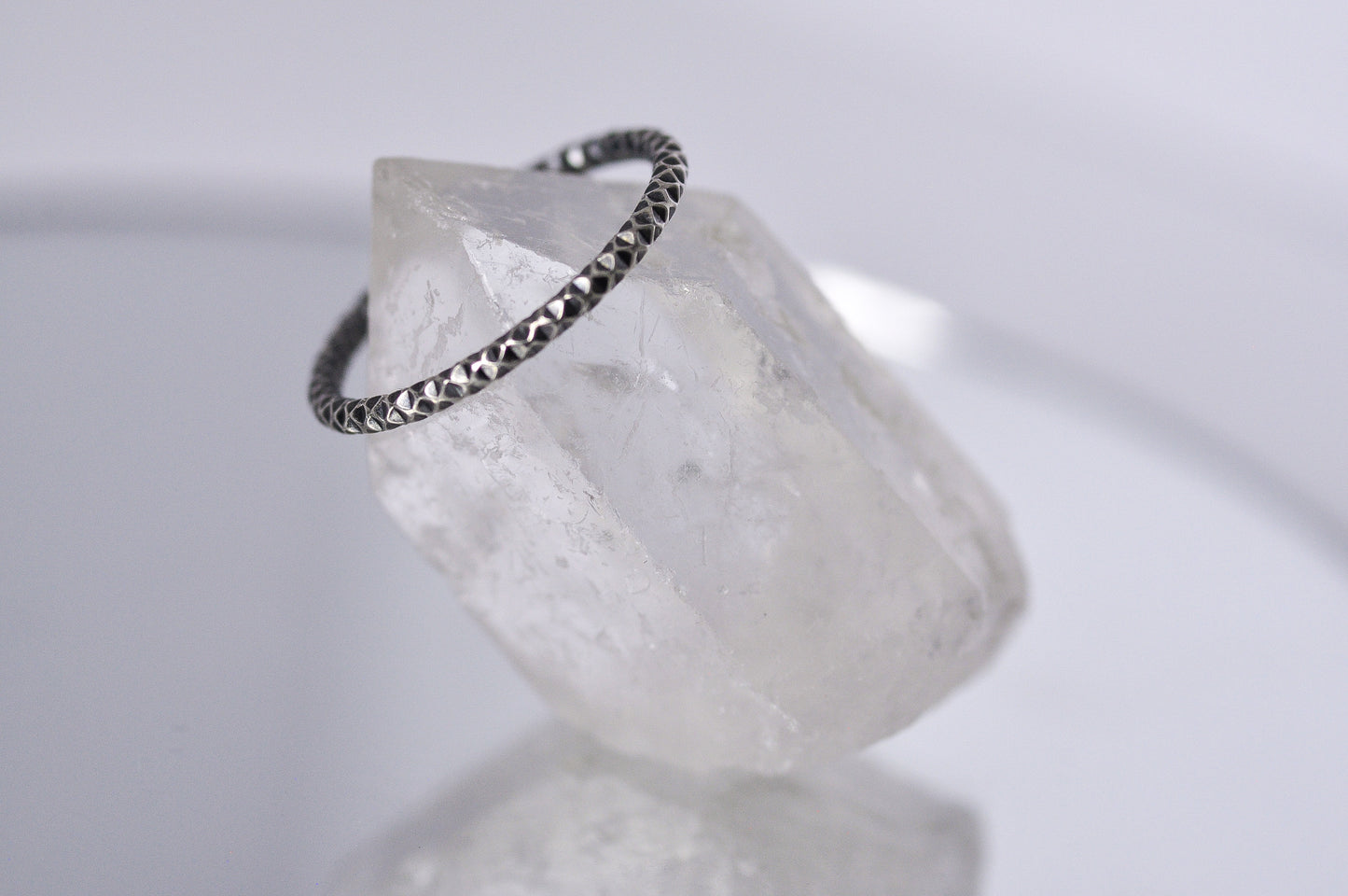 Faceted Band