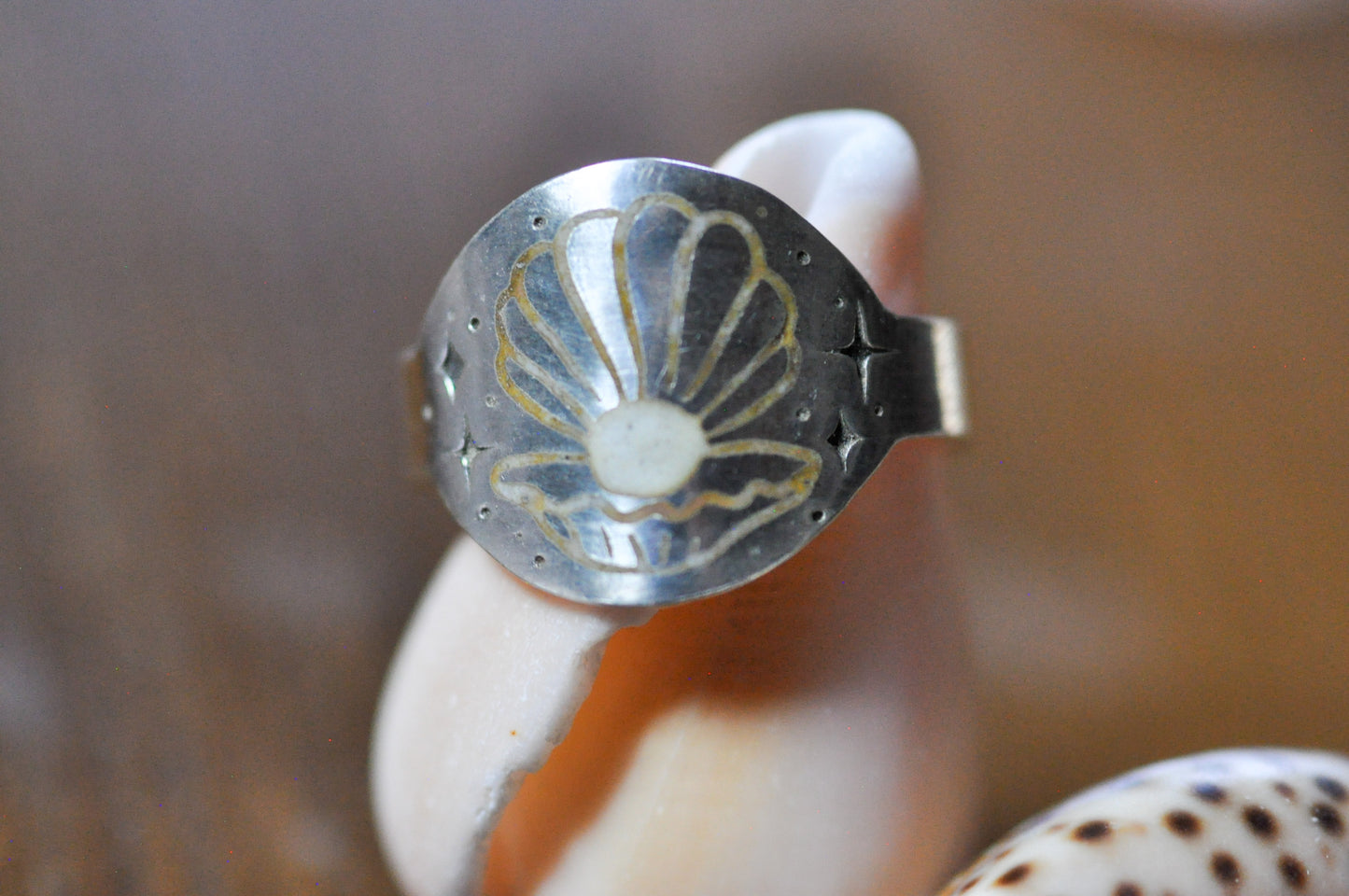 Mermaids Signet Star Ring Size 6.5