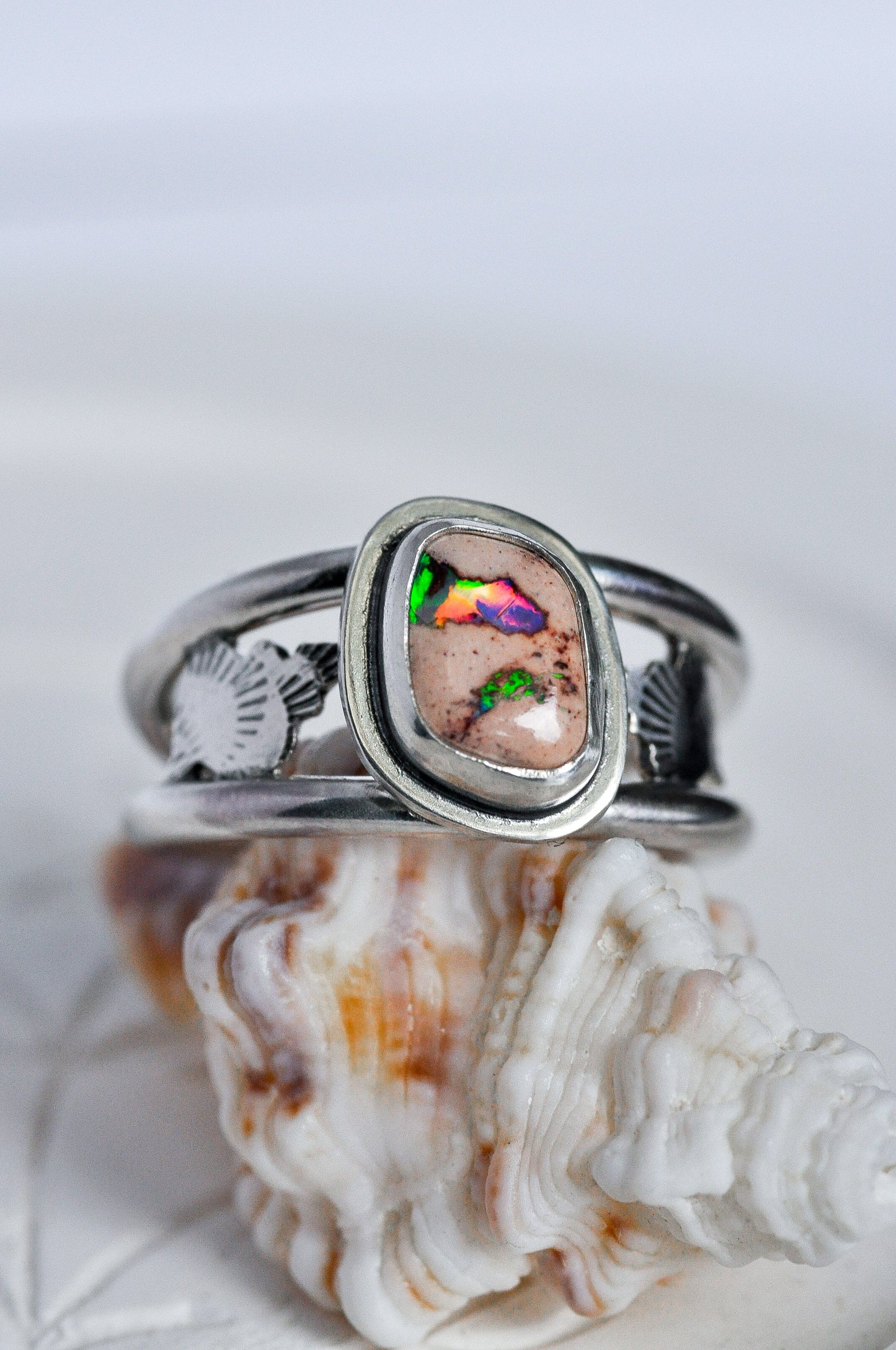 Mexican Opal Shell Ring Size 6.5