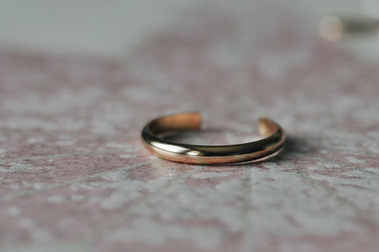 Gold Toe Ring Thin