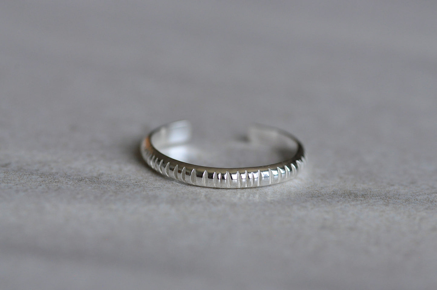 Silver Toe Ring Sparkle