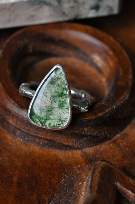 Teardrop Moss Agate Twig Ring Size 8