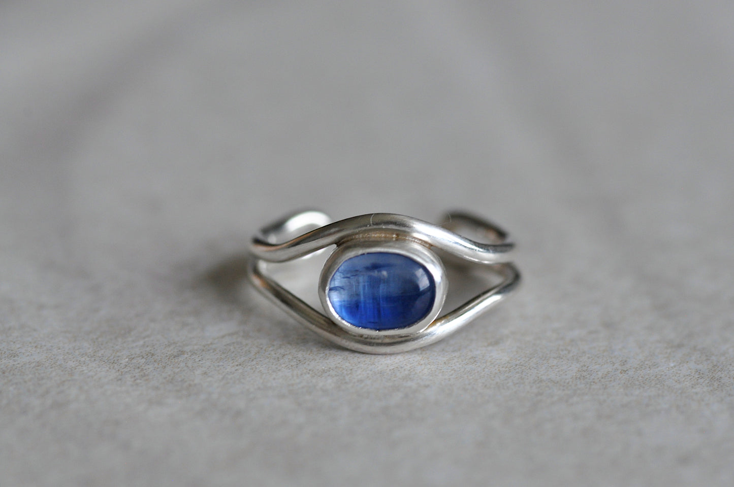 Kyanite Toe Ring